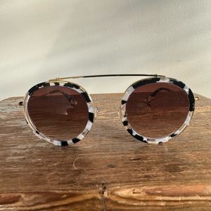 Krewe Conti black and white tourtise sunglasses